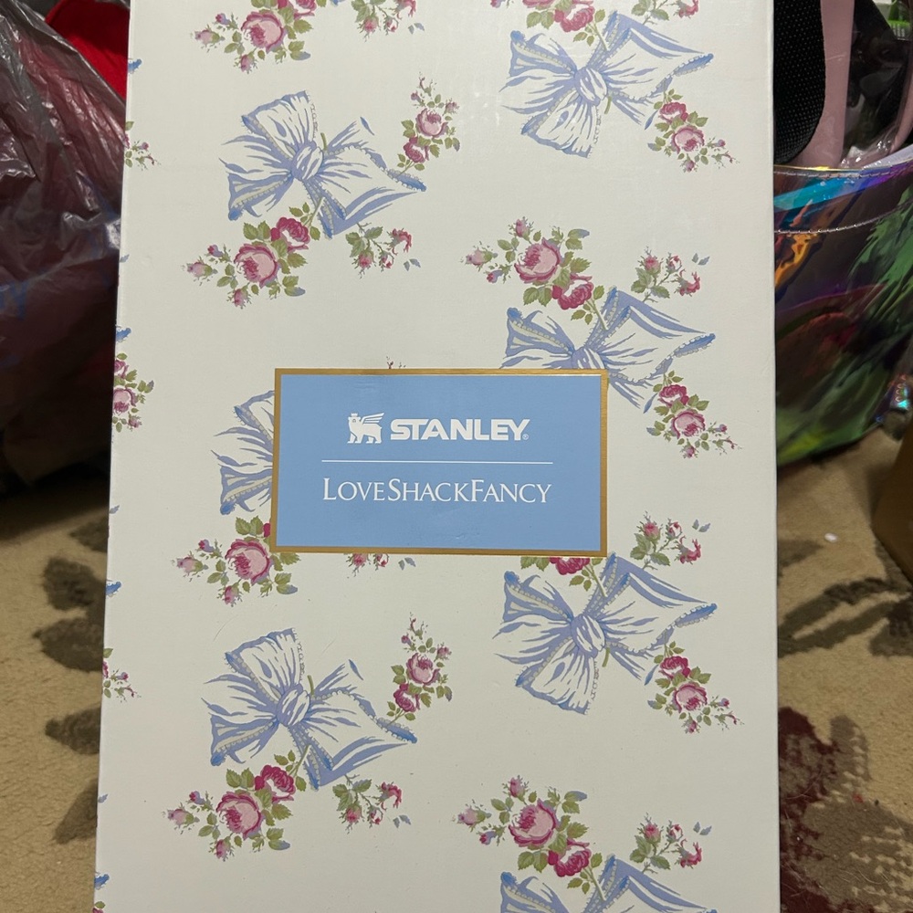 Stanley LoveShackFancy Blue Bows tumbler